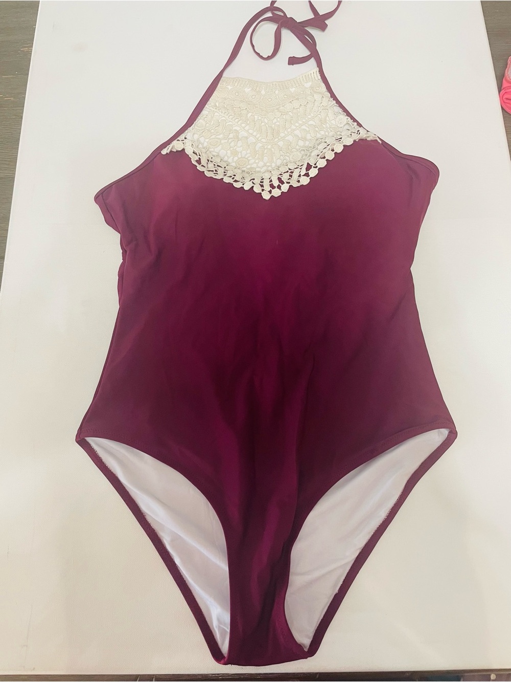 Cupshe Burgundy Crochet Lace High Neck Halter One Piece Swimsuit Size L NWT - Picture 2 of 6